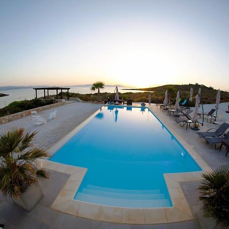 Tersanas Beach Lodges Ngoại thất bức ảnh