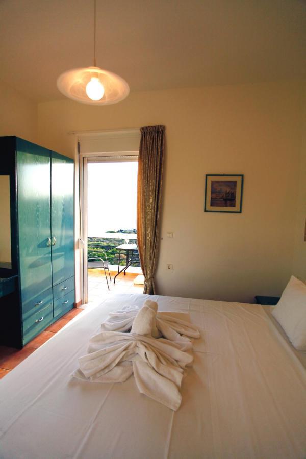 Tersanas Beach Lodges Ngoại thất bức ảnh