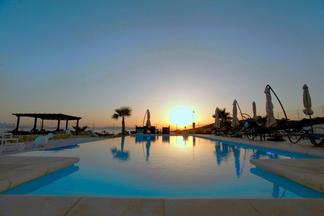Tersanas Beach Lodges Ngoại thất bức ảnh